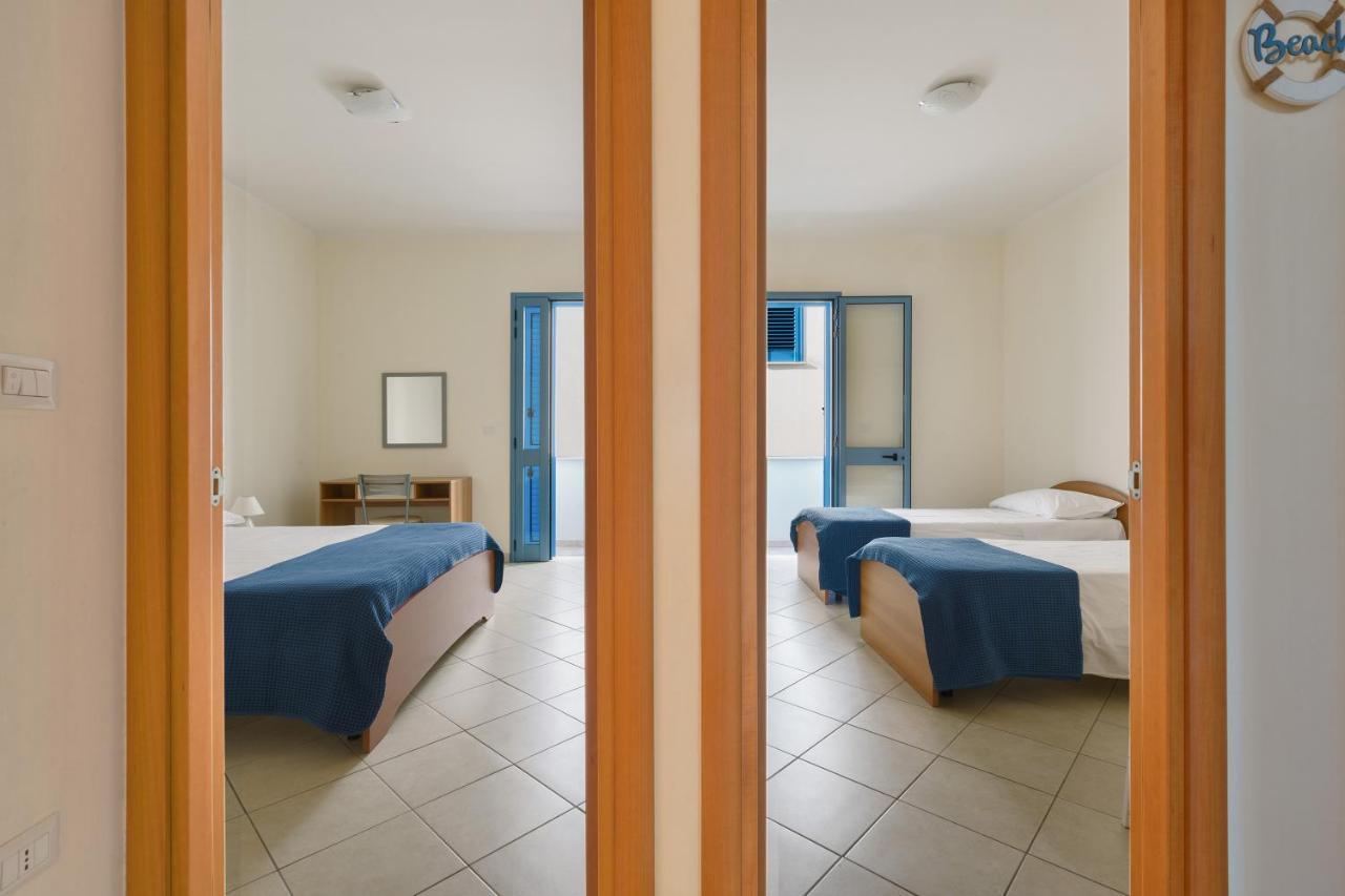 L'Attico Di Apartment Lido Marini Luaran gambar